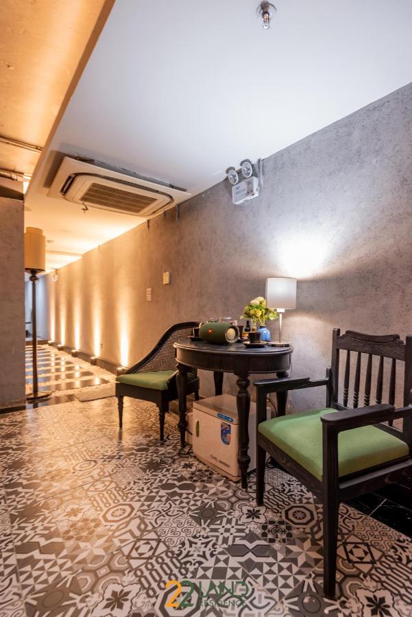 22Land Residence Hotel & Spa 52 Ngo Huyen Hanoi Buitenkant foto