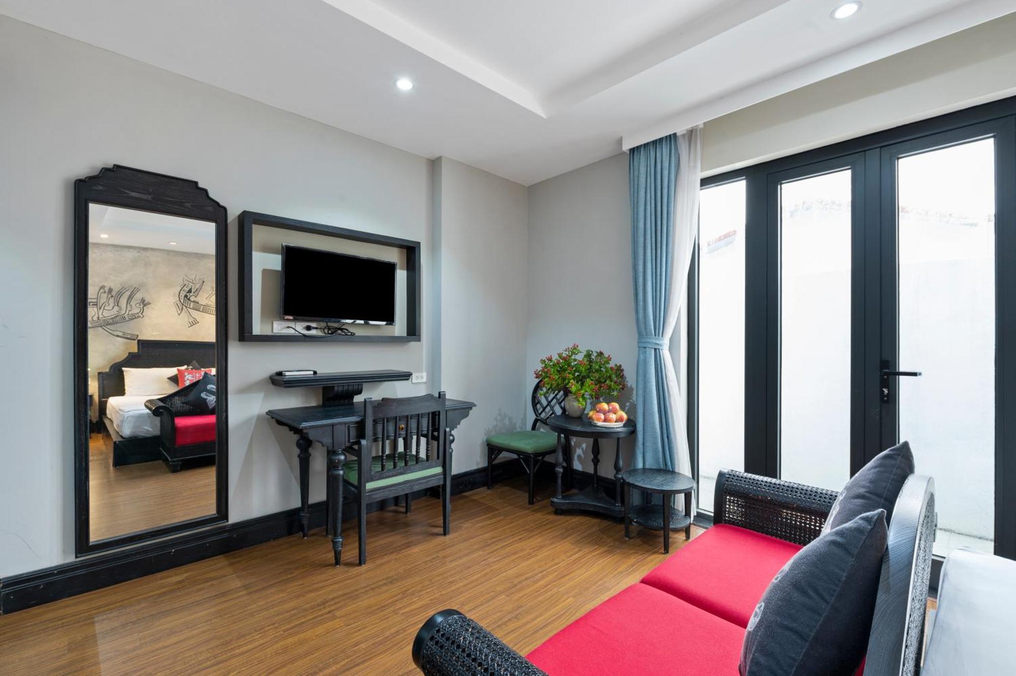 22Land Residence Hotel & Spa 52 Ngo Huyen Hanoi Buitenkant foto
