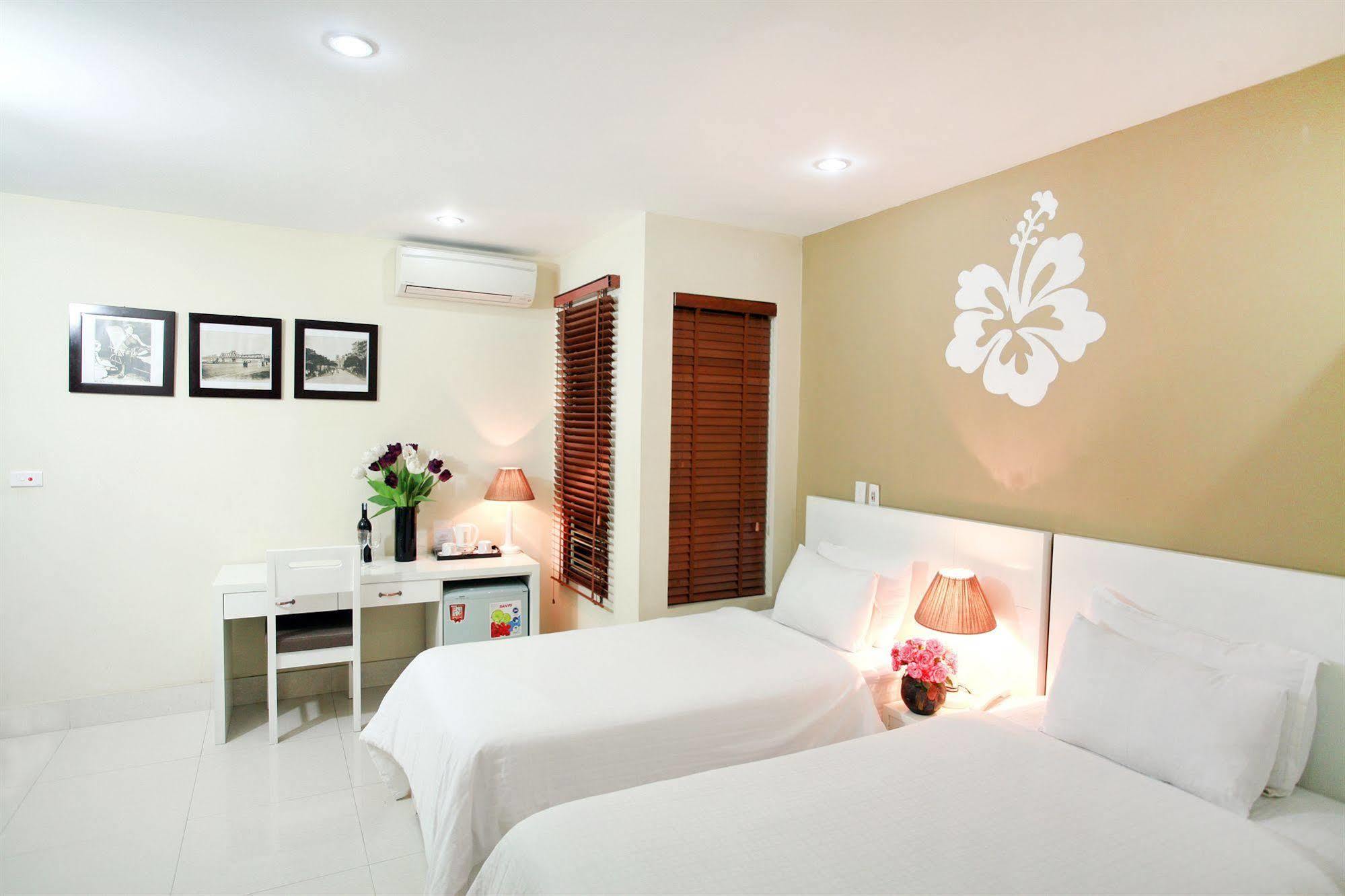 22Land Residence Hotel & Spa 52 Ngo Huyen Hanoi Buitenkant foto