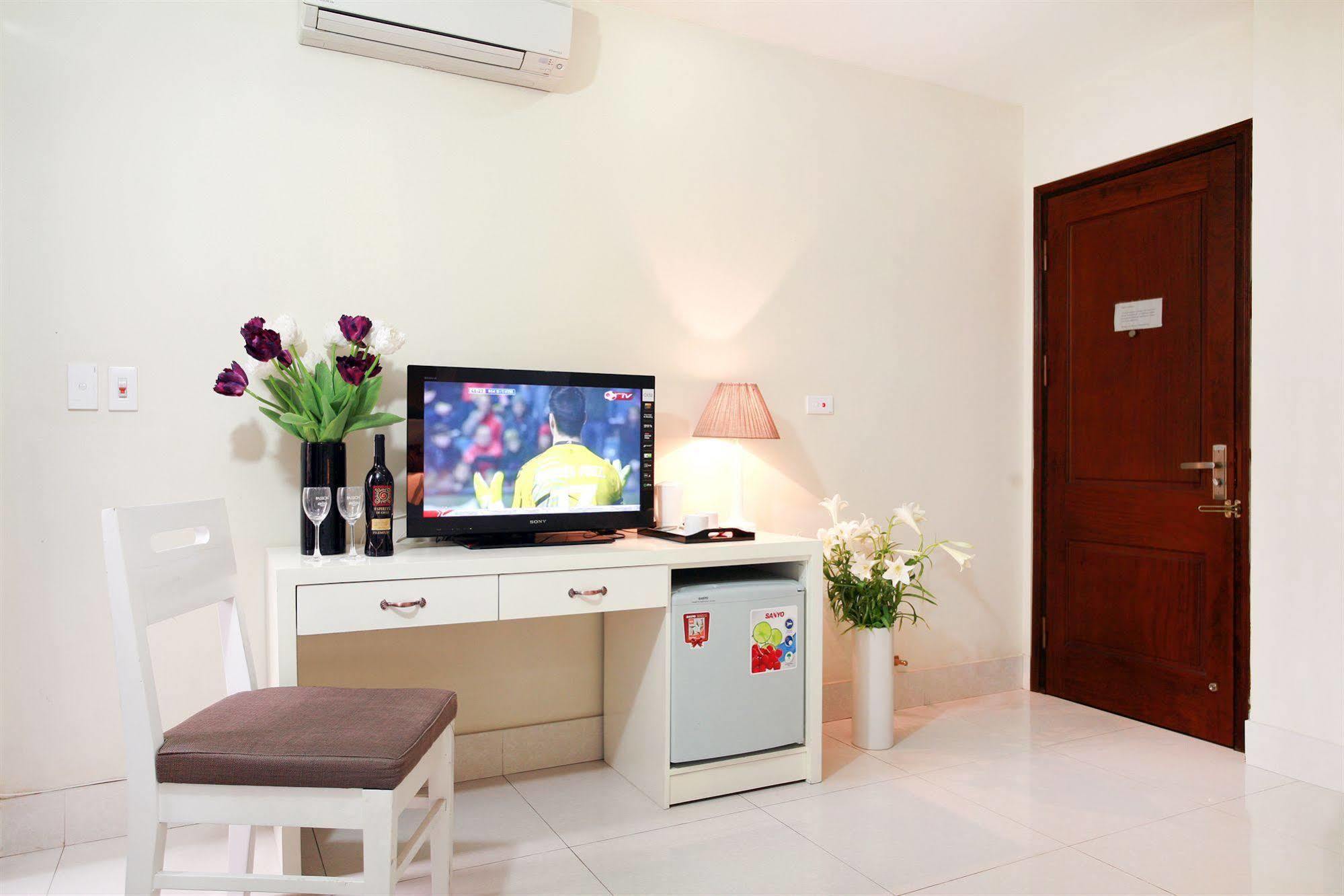 22Land Residence Hotel & Spa 52 Ngo Huyen Hanoi Buitenkant foto