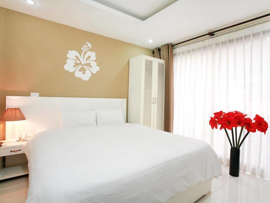22Land Residence Hotel & Spa 52 Ngo Huyen Hanoi Buitenkant foto